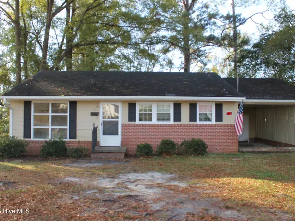 311 W Williamson Street, Whiteville, NC 28472