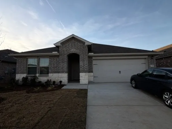 1320 Stuarts Forest Dr, Denton, TX 76207