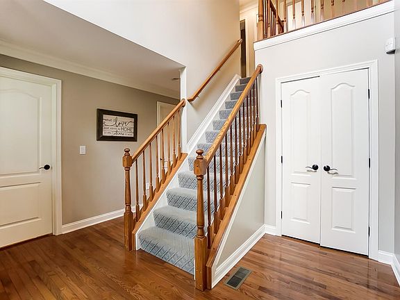4th image of 5010 Long Meadow Dr