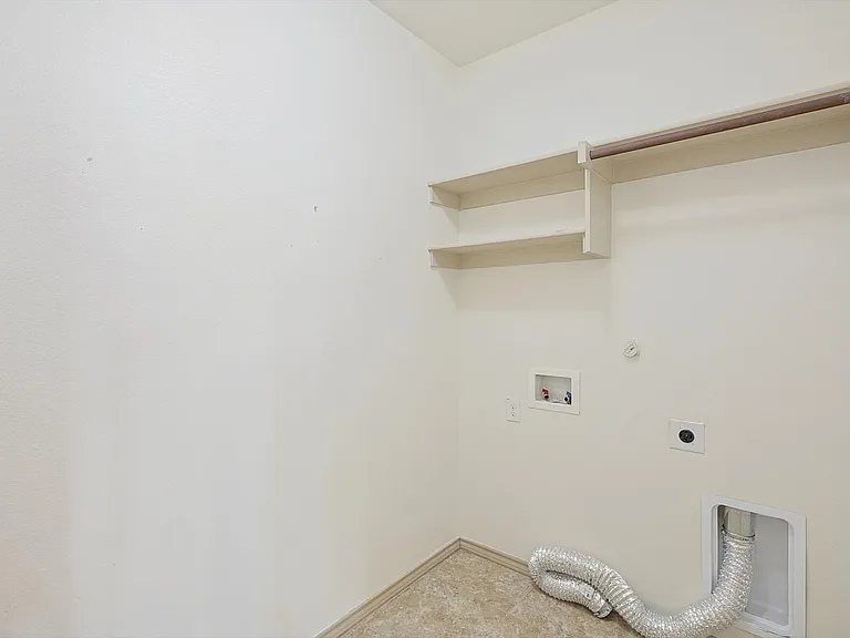 1809 McGee Ave — Photo 18