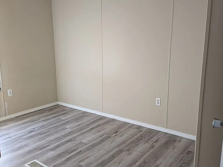 5030 Easy St — Photo 2