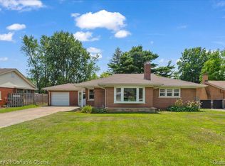 24655 Melody Ln, Taylor, MI 48180