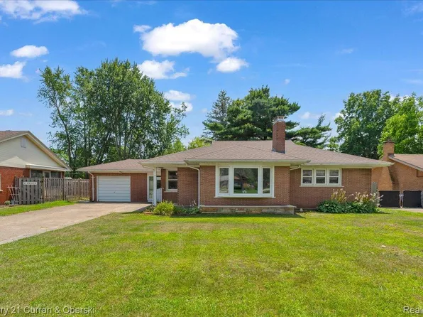 24655 Melody Ln, Taylor, MI 48180