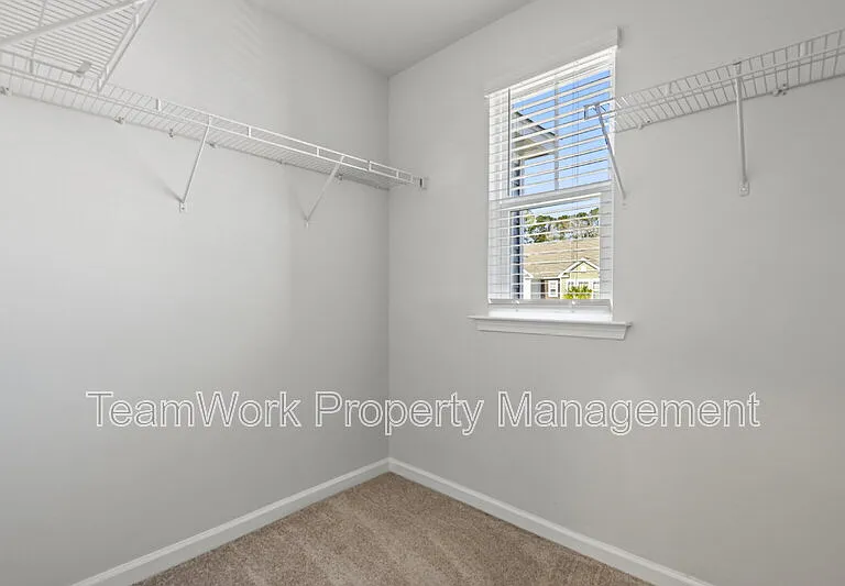 163 Rosefield Ct — Photo 17