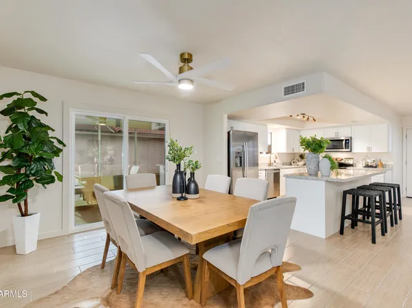 10430 E CHESTNUT Drive, Sun Lakes, AZ 85248