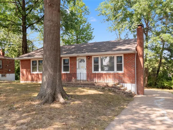 223 Emerling Dr, Saint Louis, MO 63121