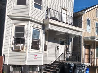 295 S 9th St #Basement, Newark, NJ 07103
