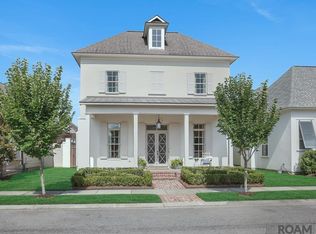 10742 Bird Song Dr, Baton Rouge, LA 70810