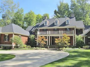4132 Derrwood Dr, Akron, OH 44333