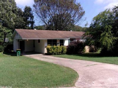 4 Oakview Dr, North Little Rock, AR, 72118
