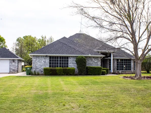 3416 Doris Walker Trl, Burleson, TX 76028