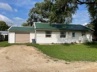 1208 Mulnix St, Rock Falls, IL 61071