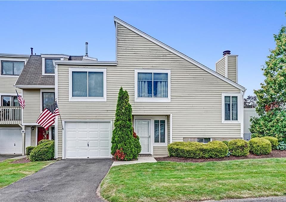 1st image of 700 Robert Frost Drive #700