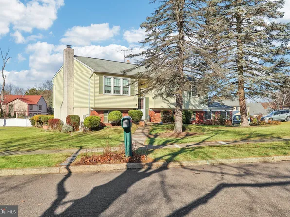 326 Crestwood Ave, Feasterville, PA 19053