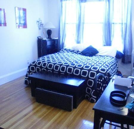 3rd image of 12 Englewood Ave #10