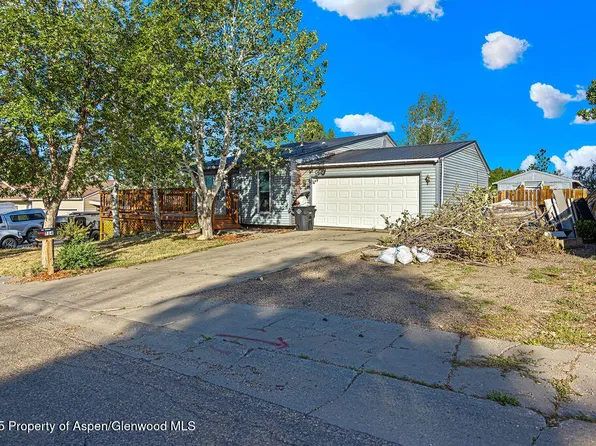 714 Westridge Rd, Craig, CO 81625