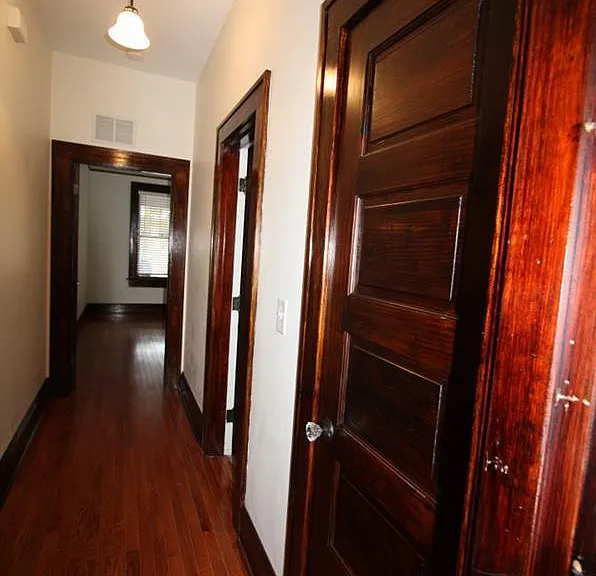 2404 N Morgan St — Photo 15