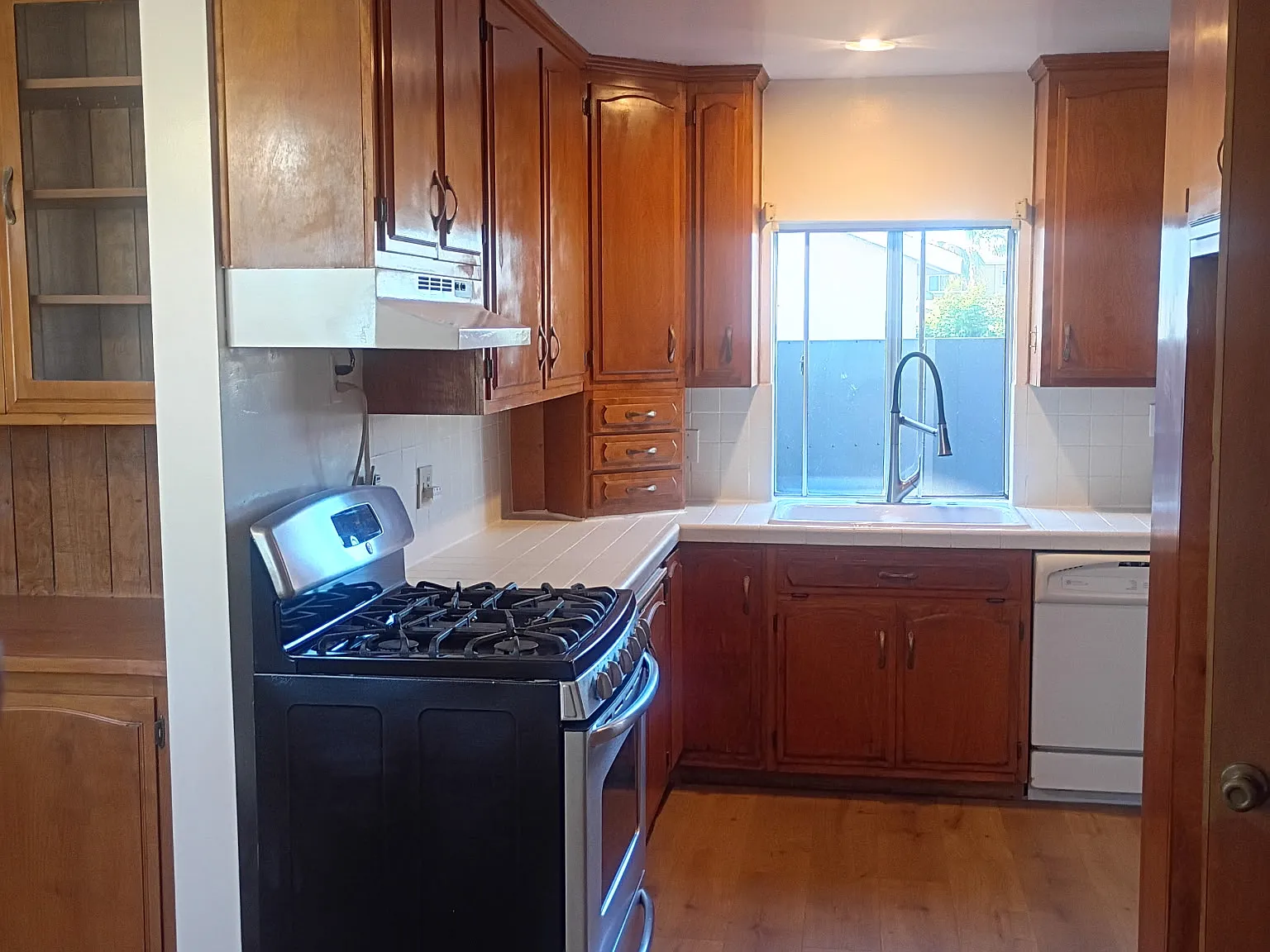 618 Anza Pl — Photo 4