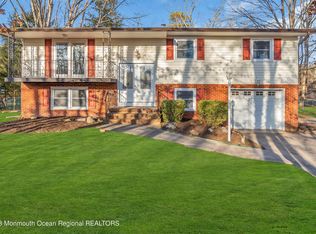 569 Frank Applegate Rd, Jackson, NJ 08527