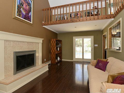 4th image of 9 Sun Valley Dr