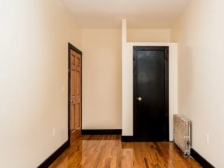 48 Wyckoff Ave #2R — Photo 9