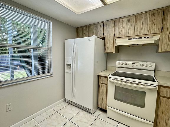 3rd image of 5022 Terrace Palms Cir Unit 101