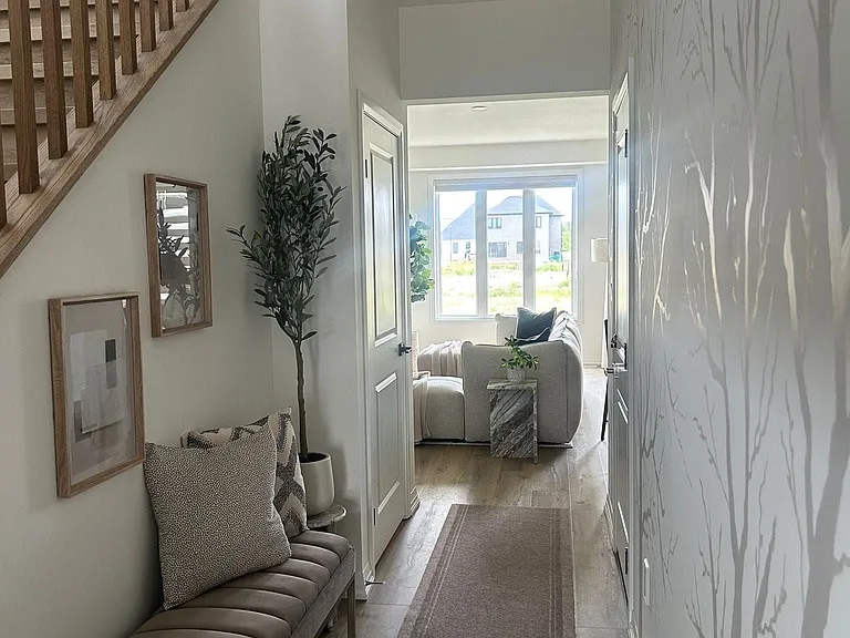 82 Acacia Rd — Photo 11