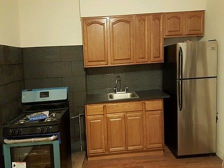 2nd image of 446 Grandview Ave APT 3F