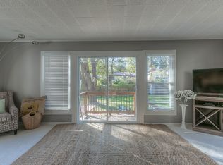 7630 Oak St, Kansas City, MO 64114