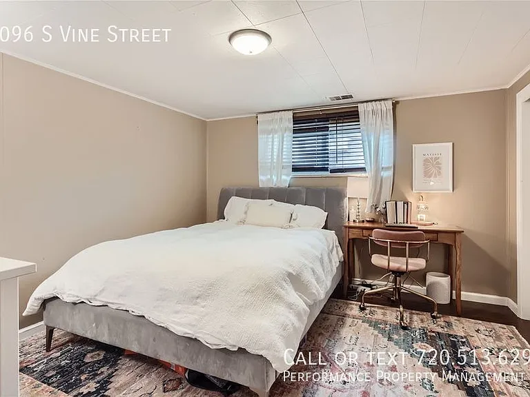 1096 S Vine St — Photo 20