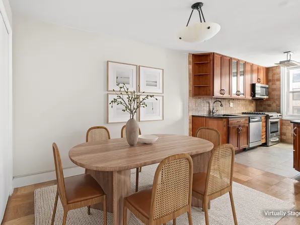 77 Seventh Avenue 10N image 3 of 8
