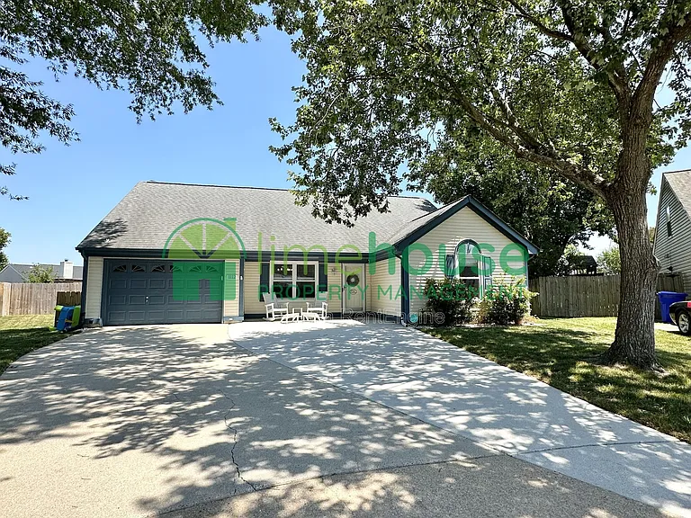 1112 Seabright Ct — Photo 1