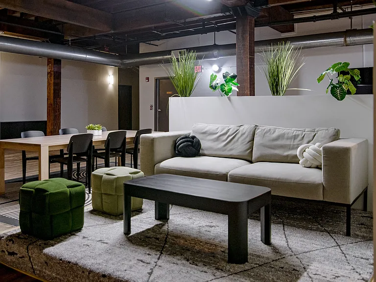 East End Lofts — Photo 10