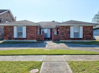 10912 Chaucer St, New Orleans, LA 70127
