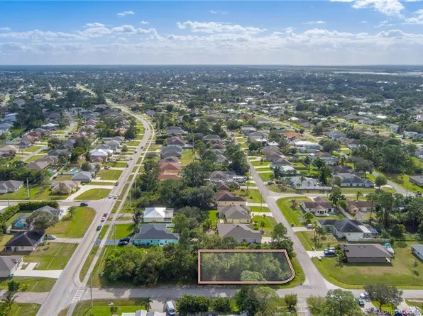 3501 SW Foremost Dr, Port Saint Lucie, FL 34953