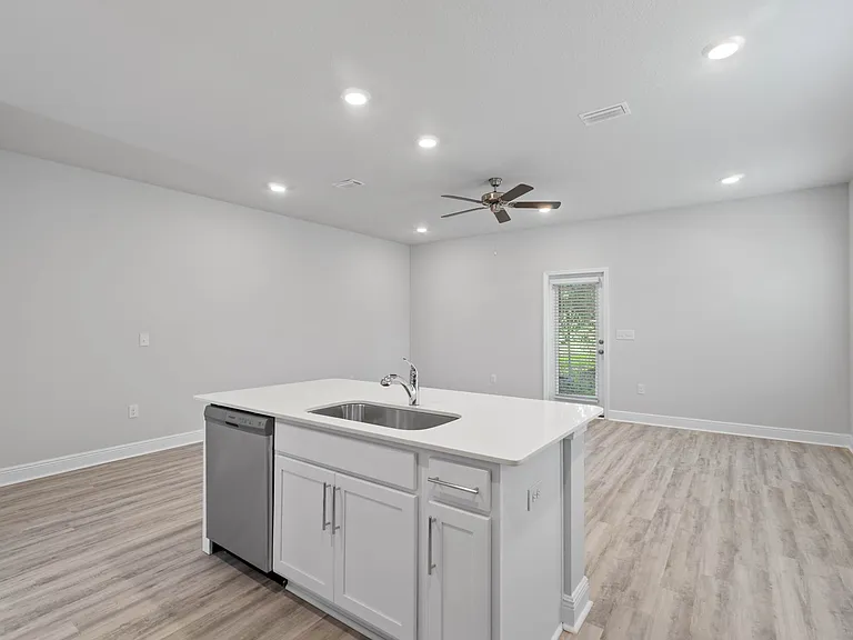 Javelin Townhomes — Photo 19