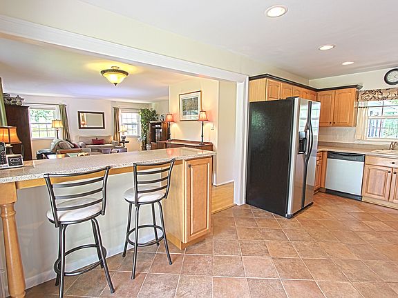 4th image of 13206 Point Pleasant Dr #1