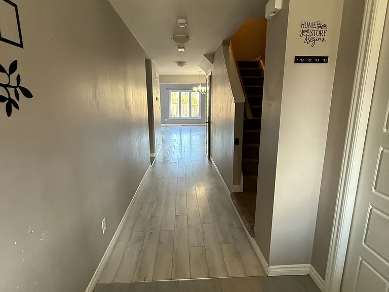 133 Templewood Dr — Photo 36