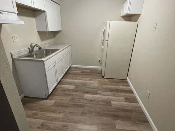 1441 Capitol Ave #19