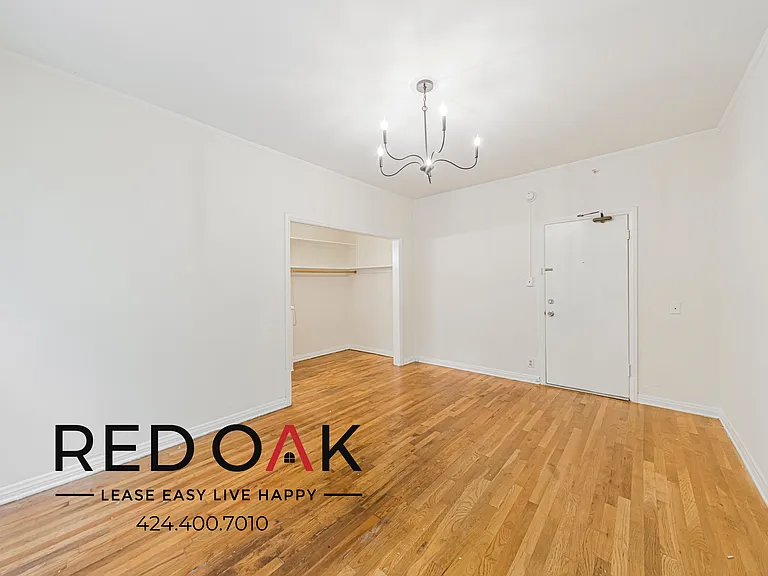 836 Sanborn Ave #208 — Photo 6