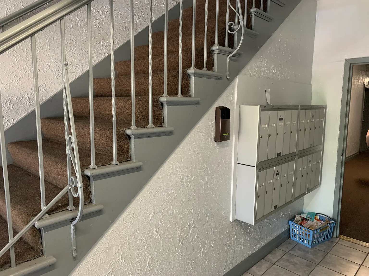 Studio, 350 sqft, $1,249 — Photo 3