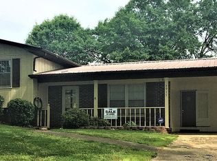 3917 Cloverdale Rd, Anniston, AL 36207