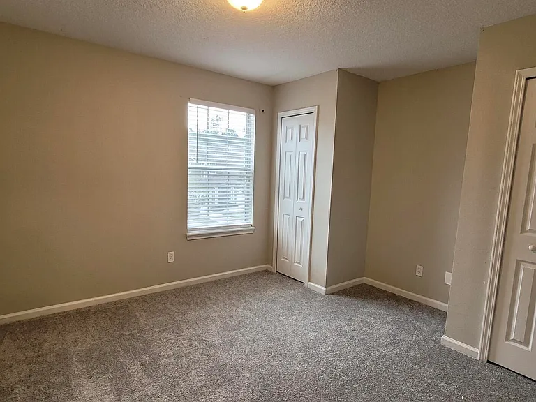 505 Scrub Jay Dr — Photo 7