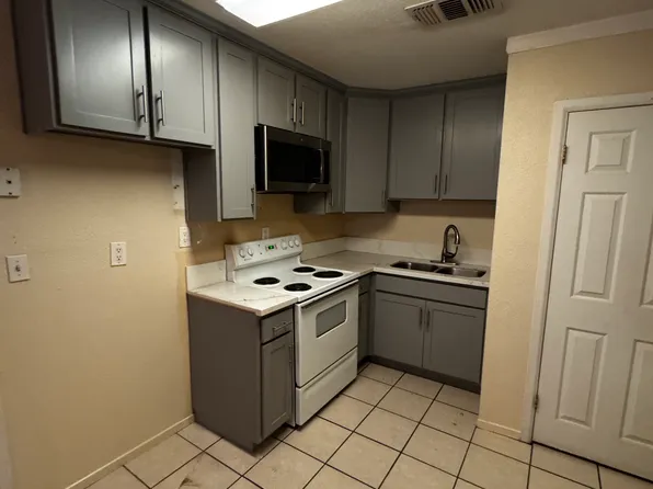 812 Villa Grande St #B, Calexico, CA 92231