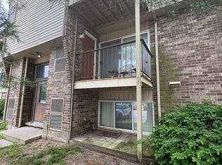 38271 Fairway Ct APT 104B, Clinton Township, MI 48038