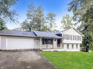 7049 Chimney Ridge Dr, Riverdale, GA 30296