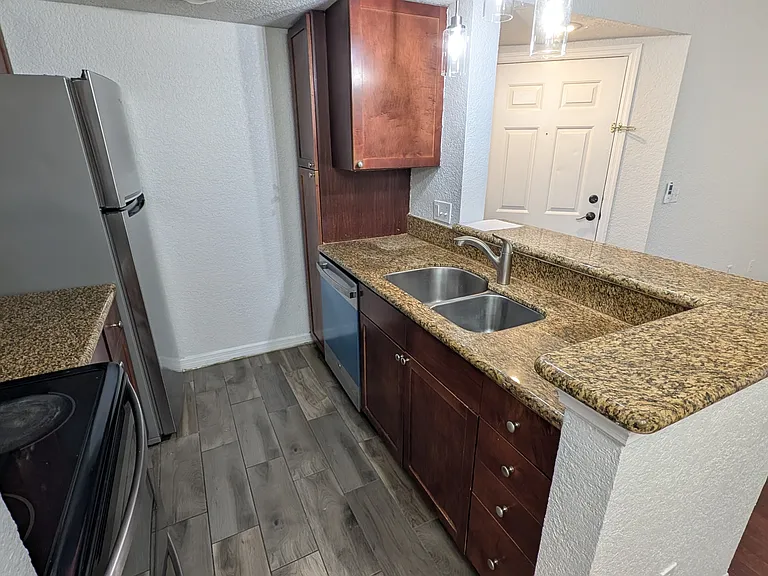 5168 Conroy Rd #16 — Photo 7