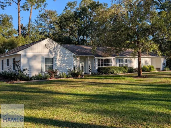 673 S Elm St, Jesup, GA 31546