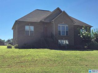 1811 Parc Ridge Cir, Warrior, AL 35180