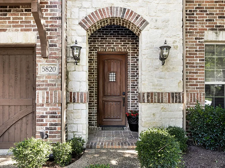 5820 Prospect Ave — Photo 43